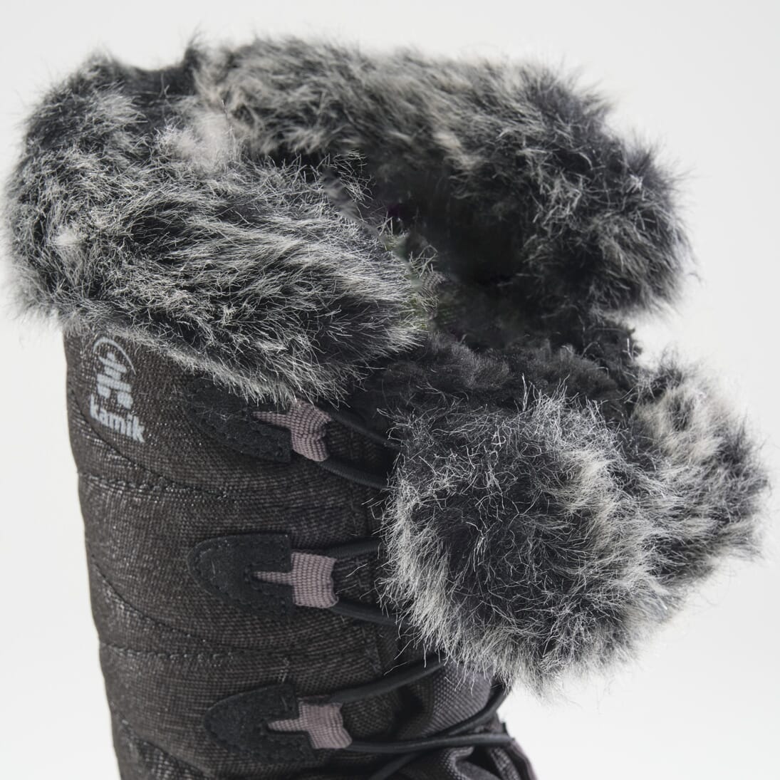 BLACK,BLACK : SNOWANGEL Inside View